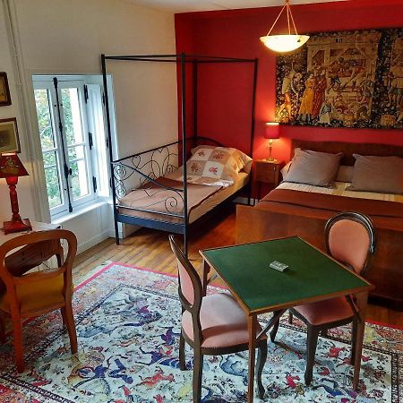 Les Cedres Bed & Breakfast Montaigu-Vendee Bagian luar foto
